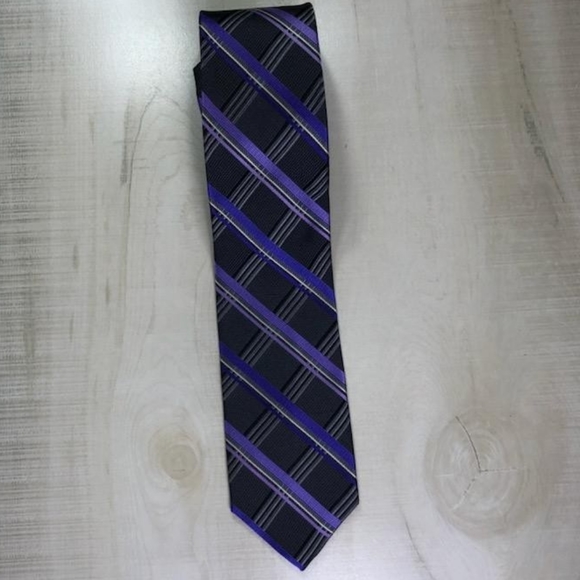 Pronto Uomo Platinum Tie 100% Silk - Picture 6 of 6